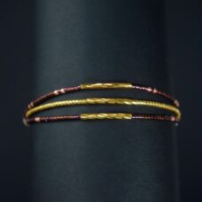 Pulsera Miyuki Triple Guinda con Tubitos